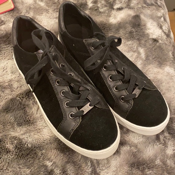 As 9.5 black Coach leather and suede sneakers - Picture 1 of 11